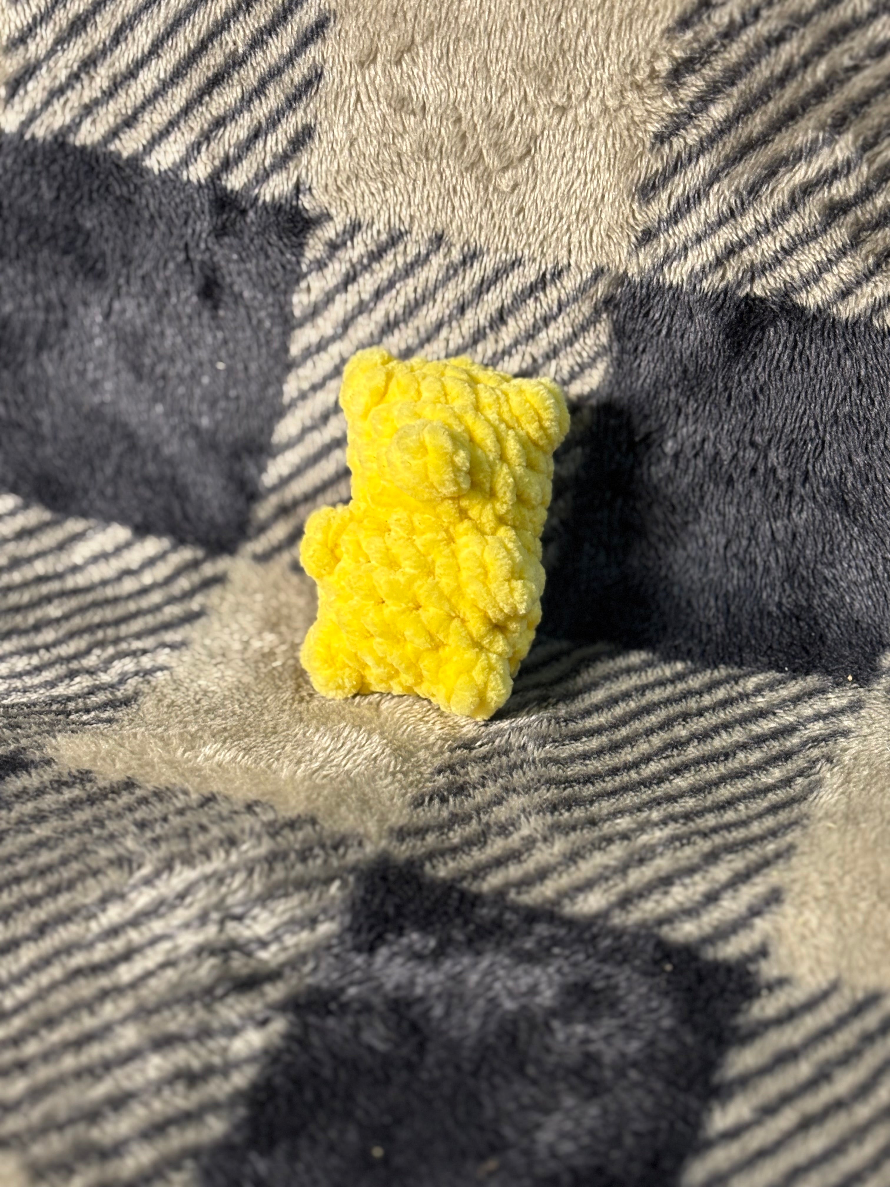 Tiny Gummy Bear Familiar (Yellow)