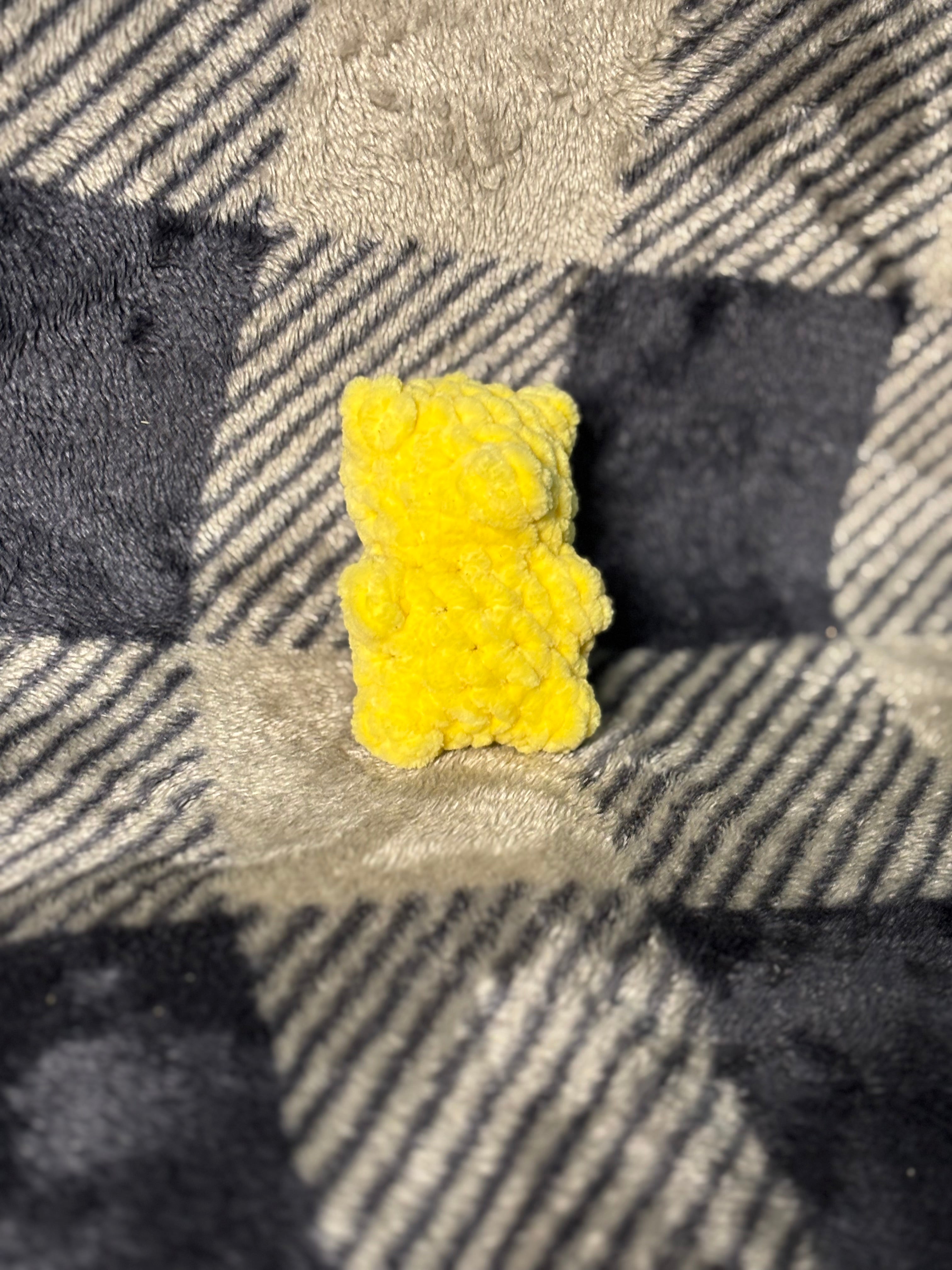 Tiny Gummy Bear Familiar (Yellow)