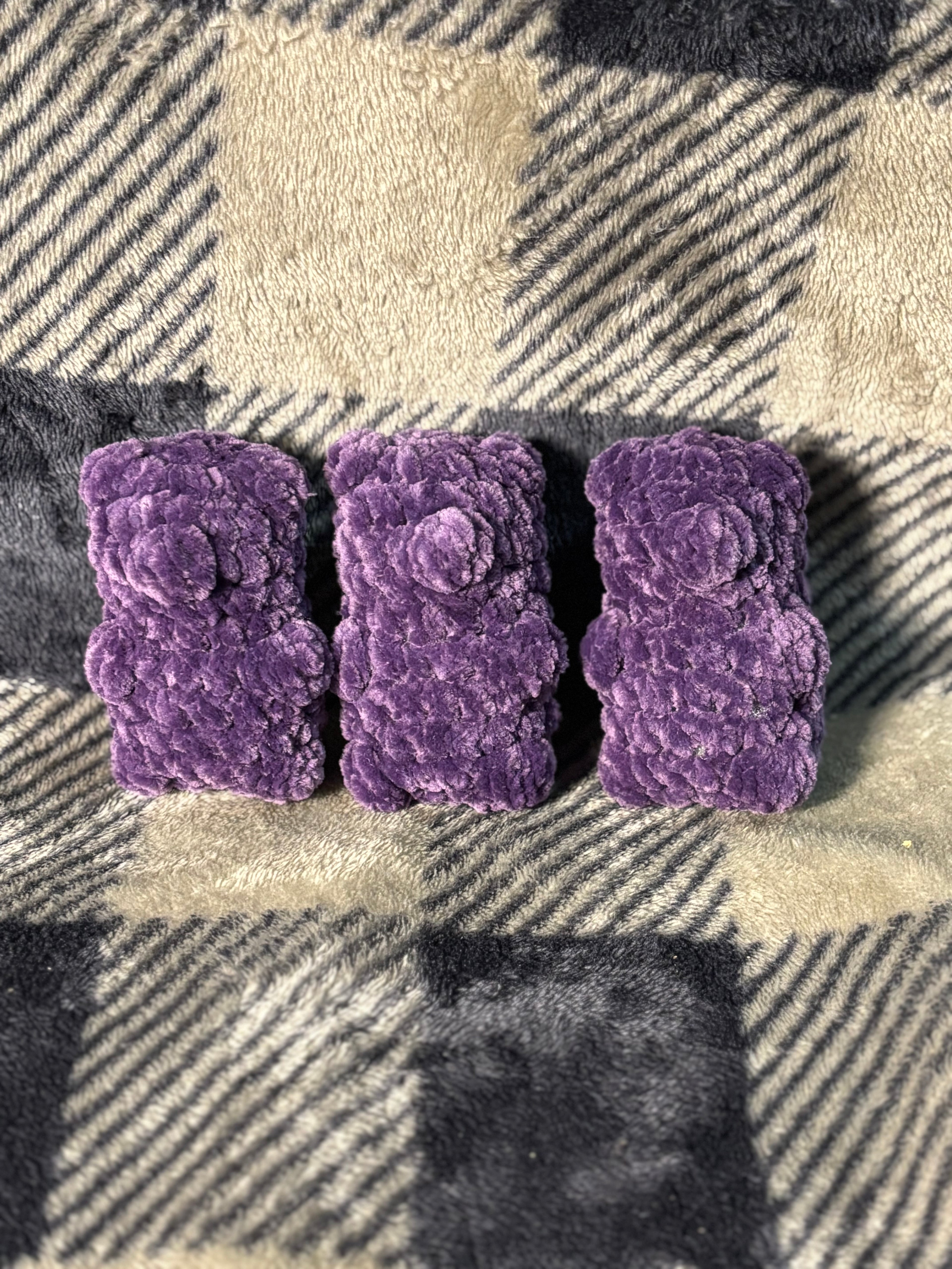 Tiny Gummy Bear Familiar (Grape)