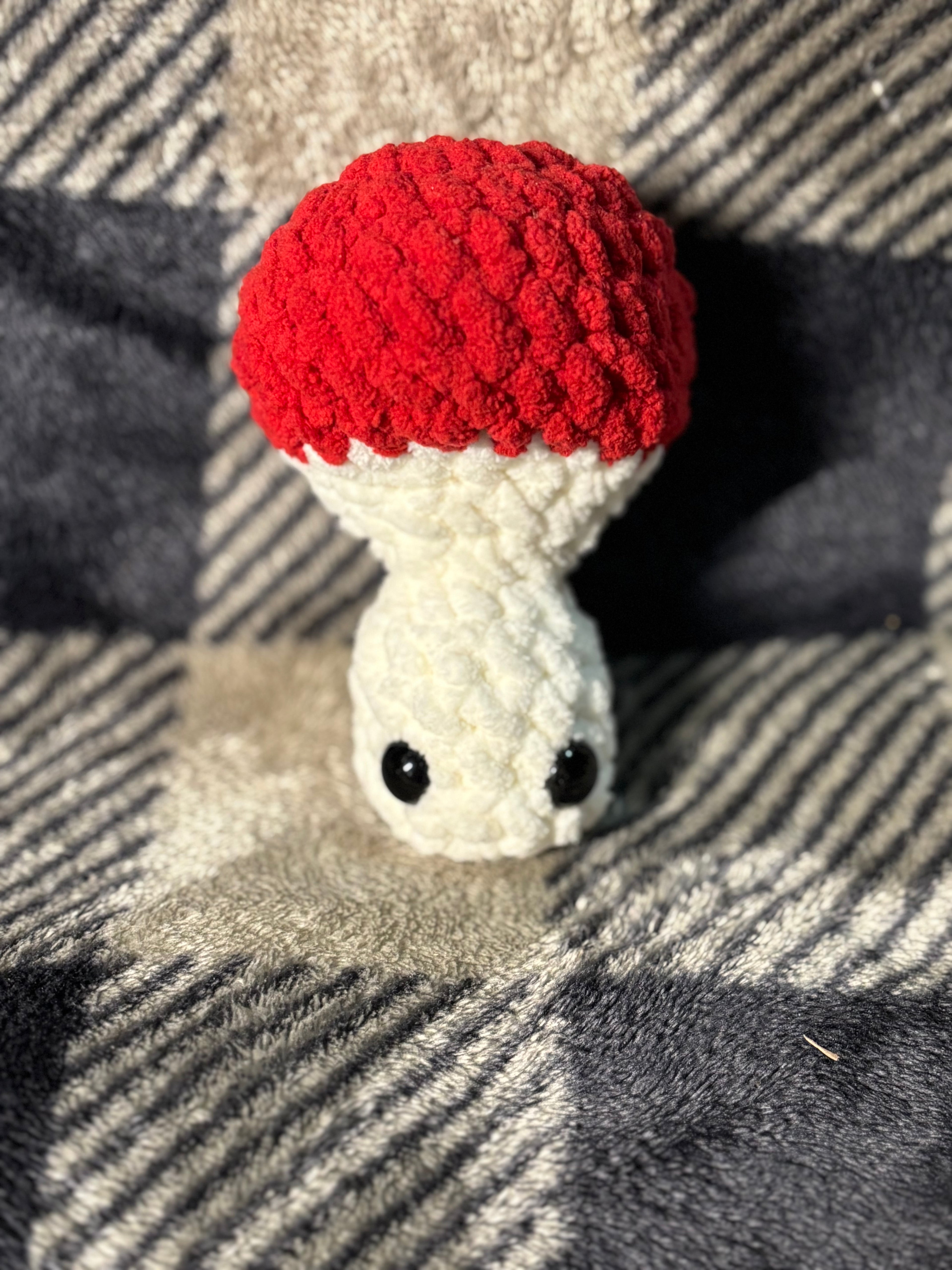 Shroomie Pop Familiar