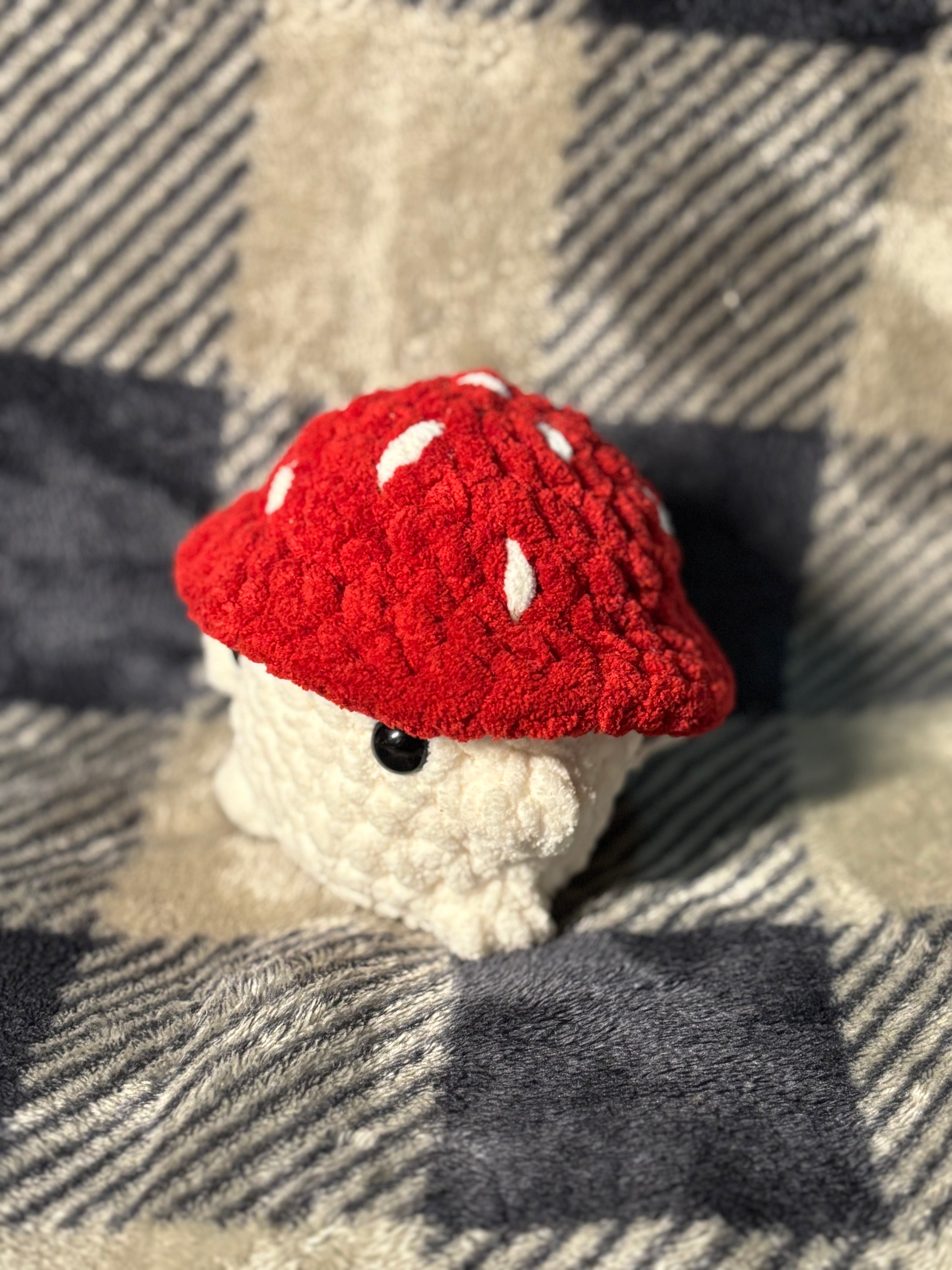 Mushie Guy Familiar