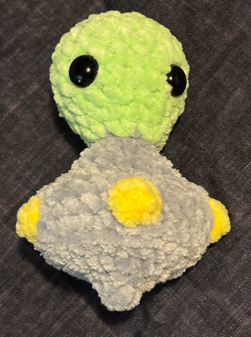 Alien Pop Familiar