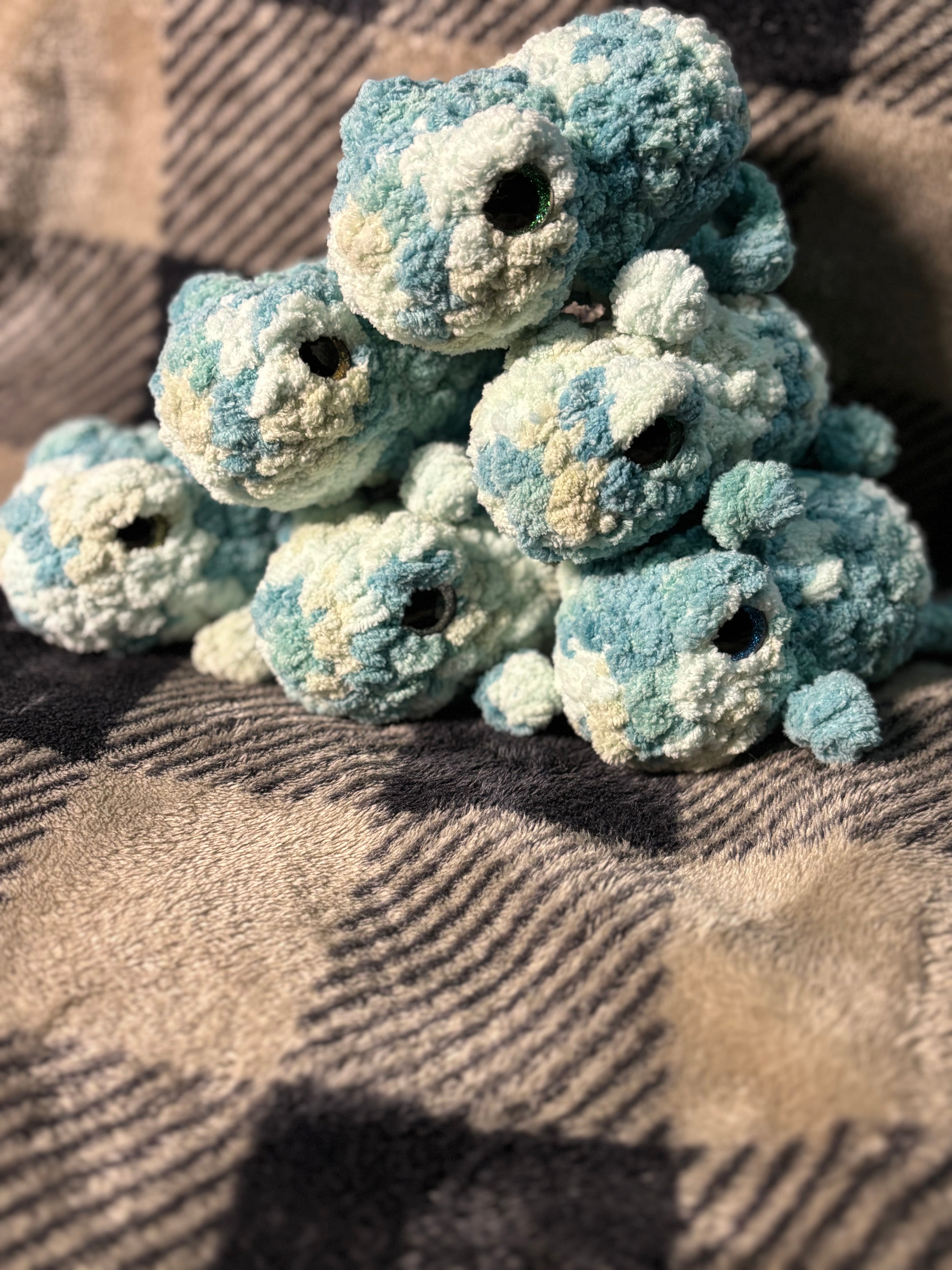 Shades of Blue Frog Familiar