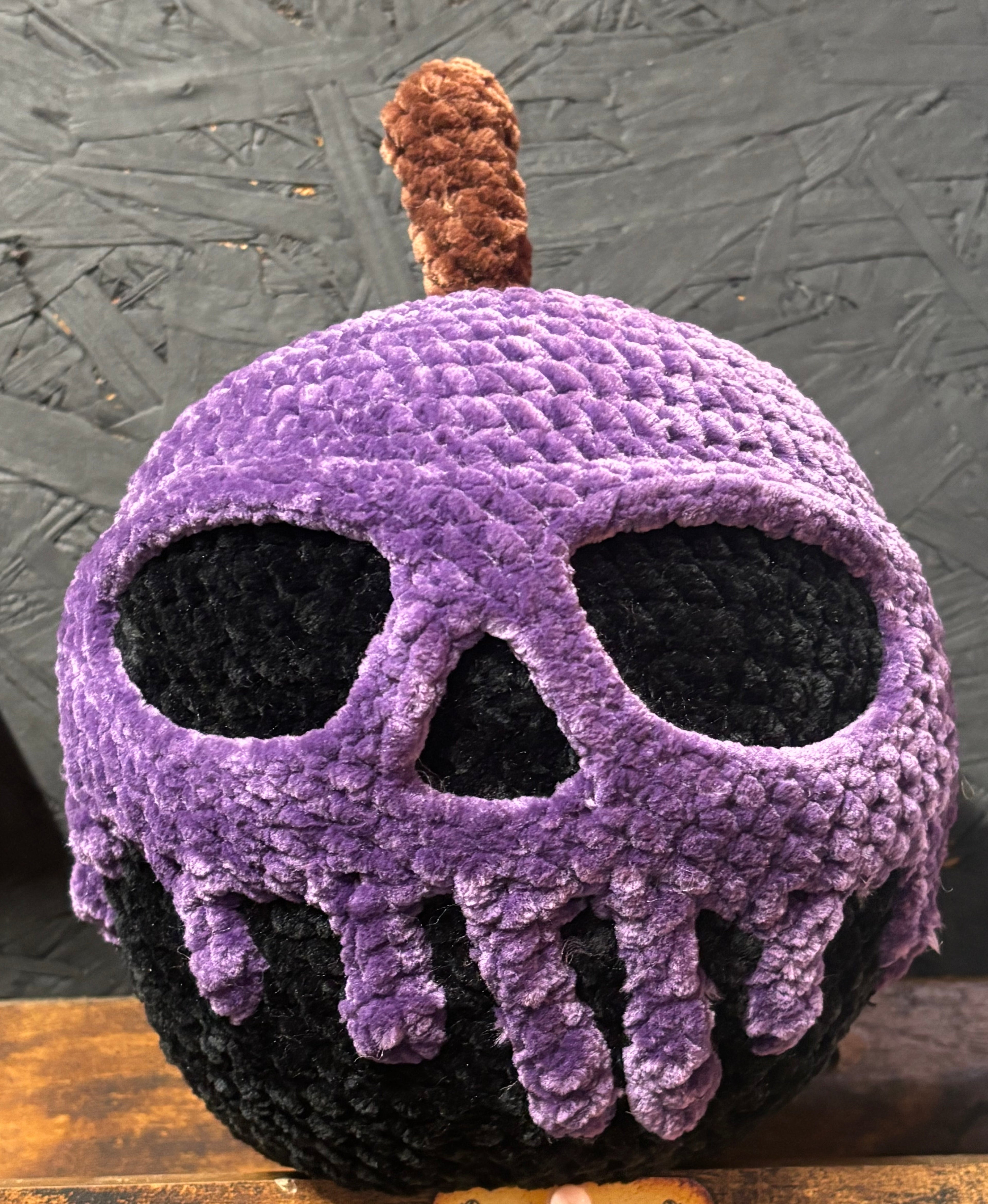 Poison Apple Familiar