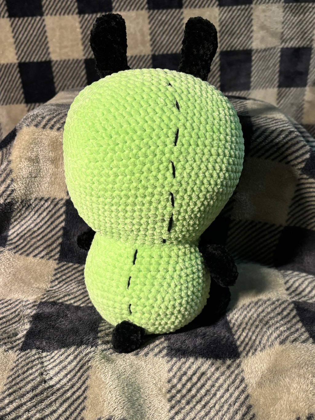 Chaotic Alien Gremlin Plush Familiar