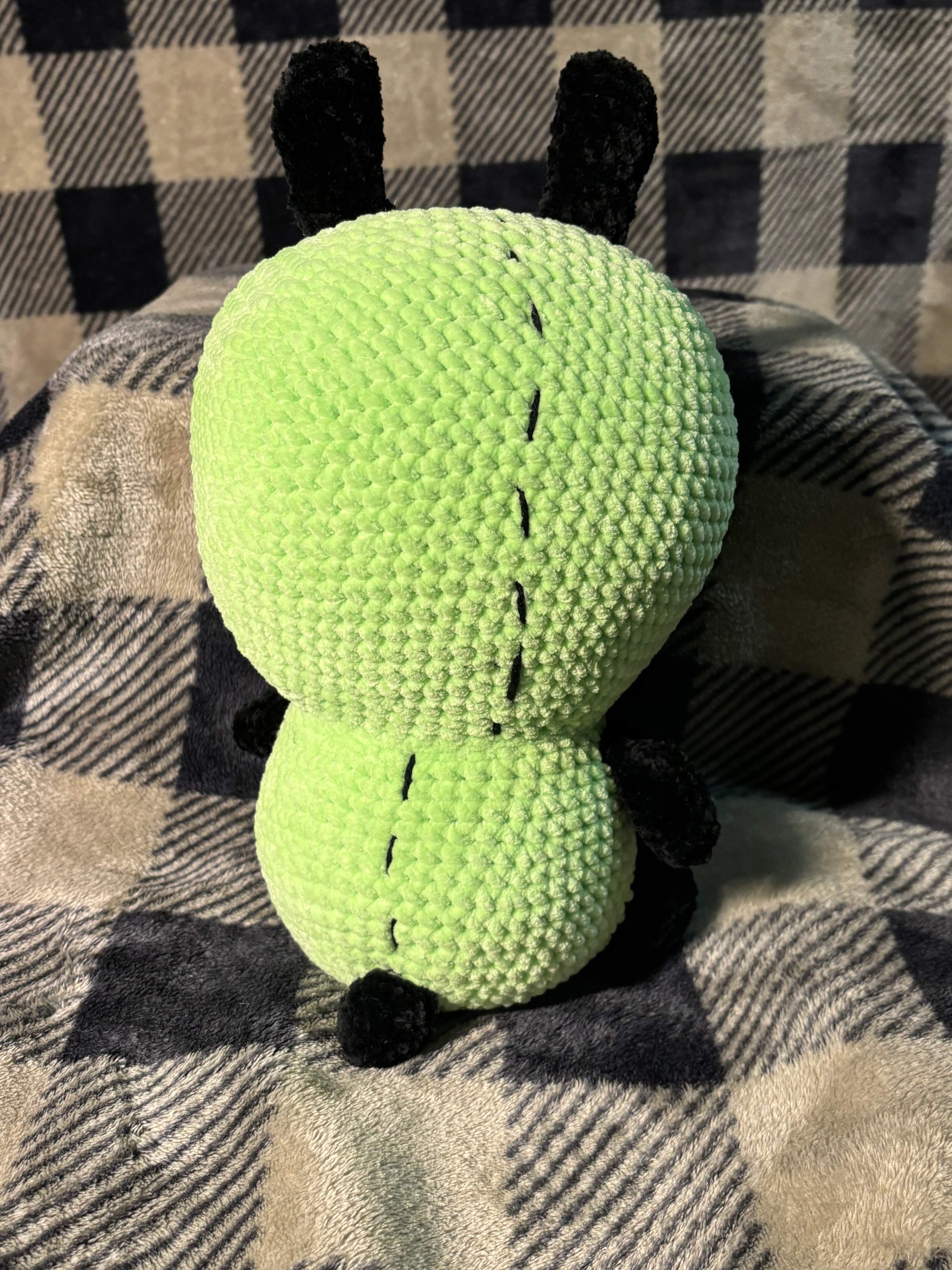 Chaotic Alien Gremlin Plush Familiar